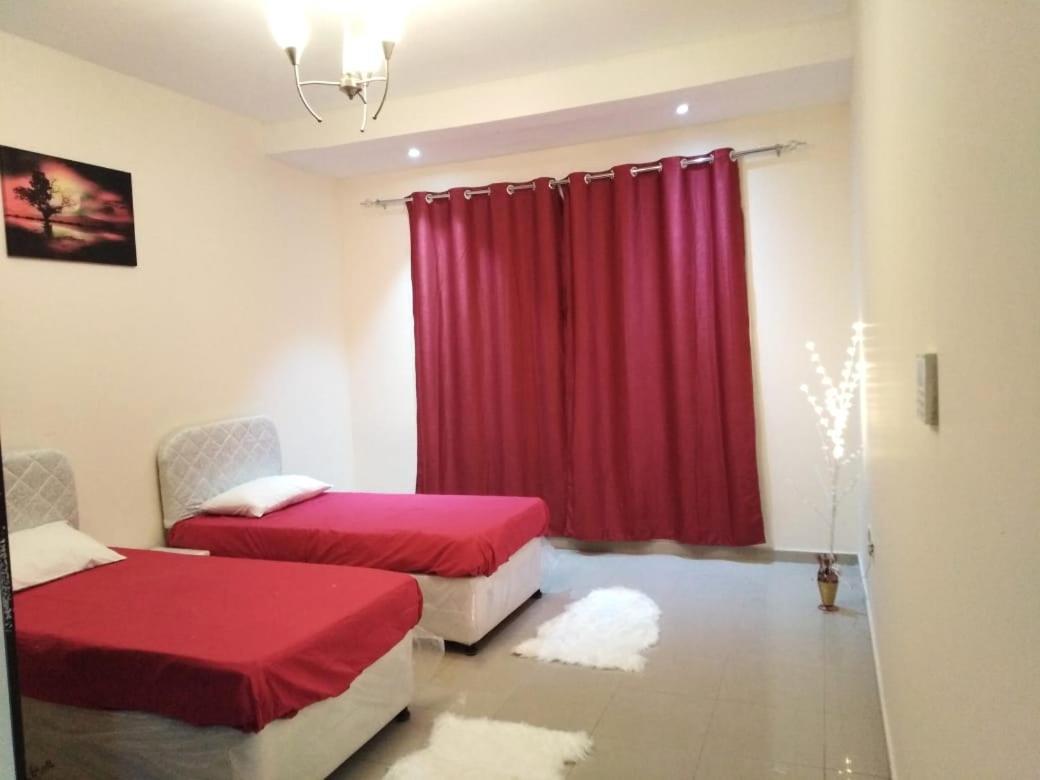 Good Luck Homes Shared Apartments Dubaï Extérieur photo