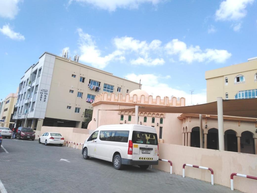 Good Luck Homes Shared Apartments Dubaï Extérieur photo