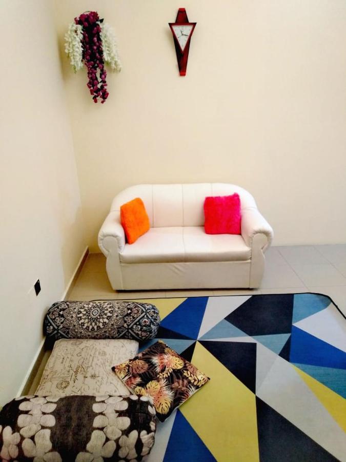 Good Luck Homes Shared Apartments Dubaï Extérieur photo